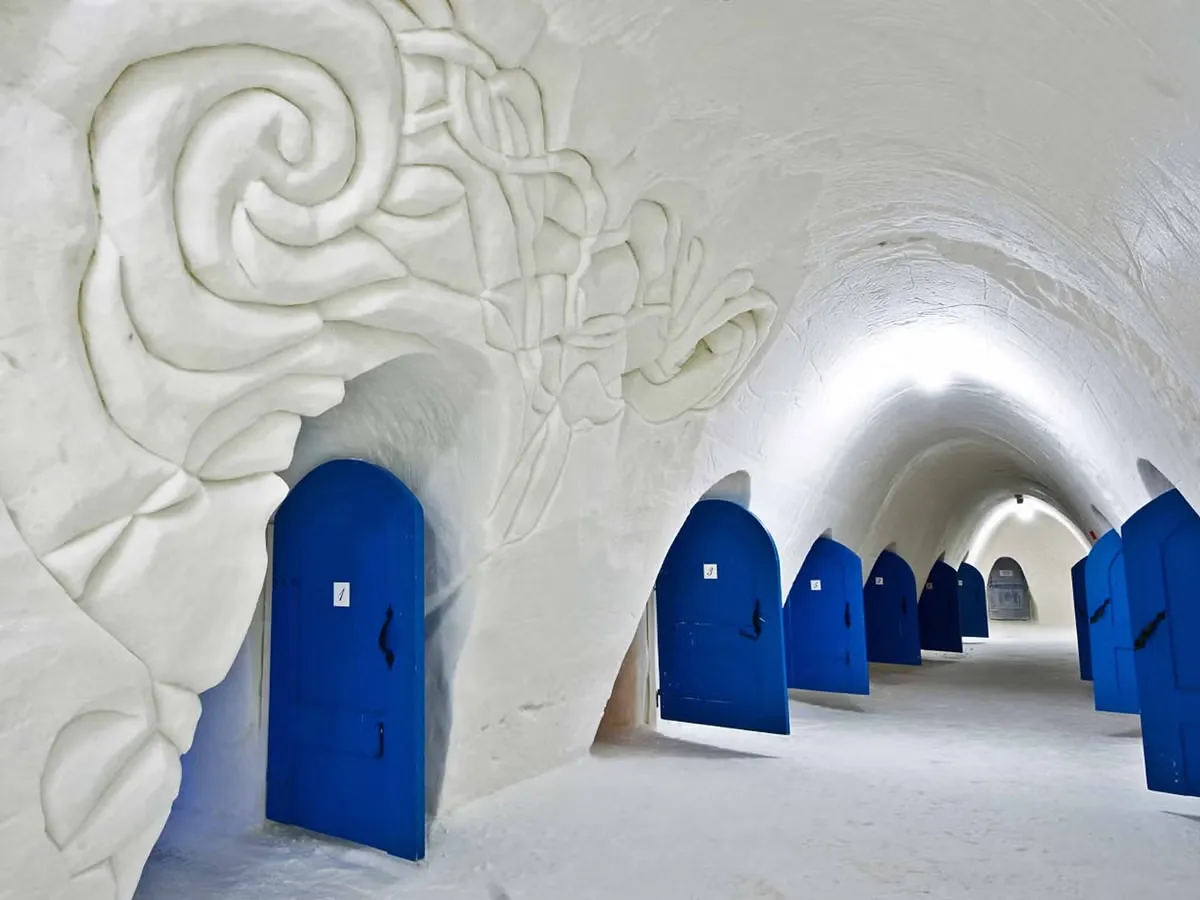 Frozen Ice Hotel